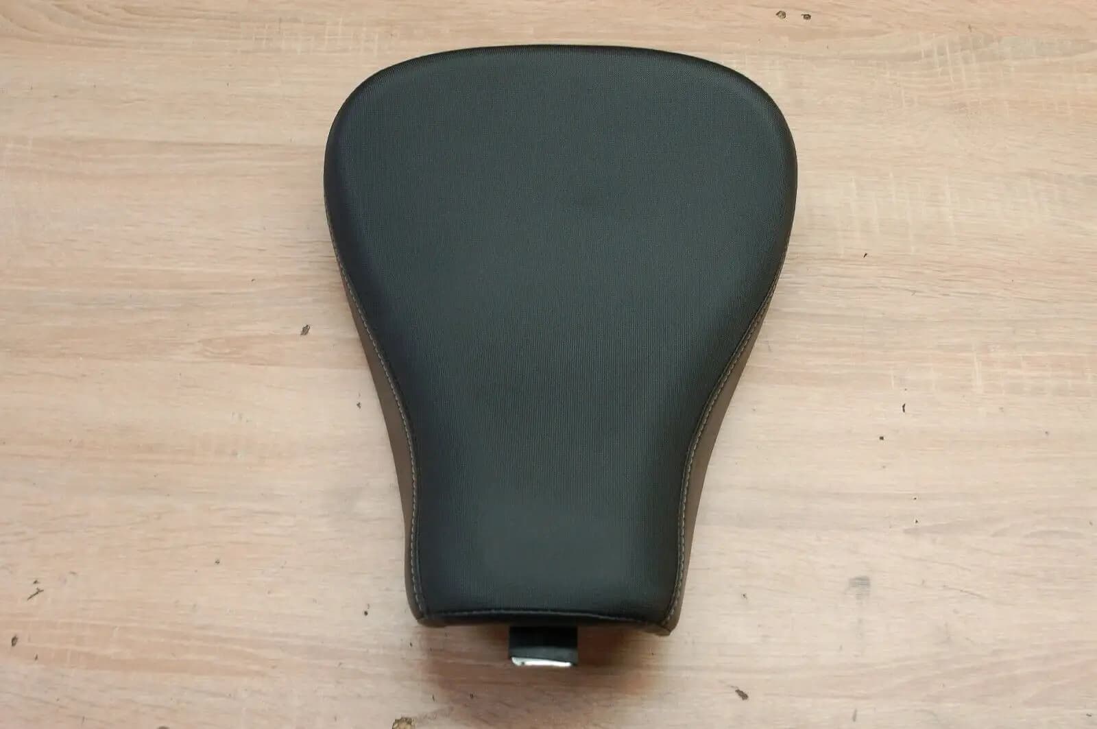 HARLEY DAVIDSON SPORTSTER Front Driver Seat Saddle 51911-10