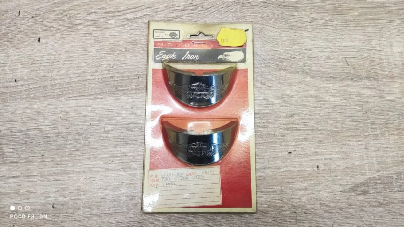 HARLEY-DAVIDSON TOURING 1993-2013 TURN SIGNAL / INDICATOR PAIR EAGLE WING VISORS