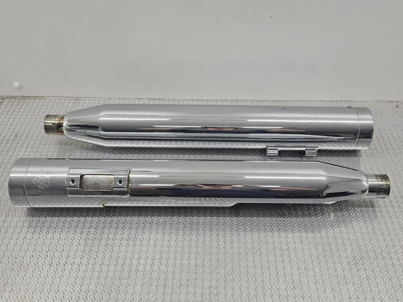 Harley Davidson VANCE & HINES Exhausts / Silencers / Mufflers